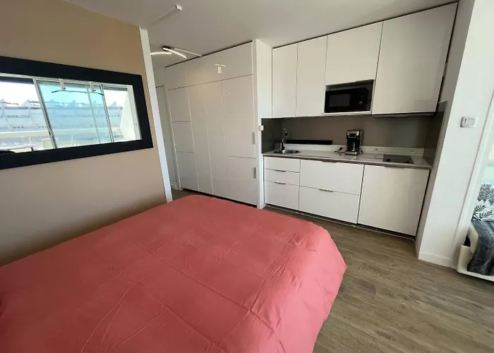 4 Personnes Cap D'agde Naturisme Cn060-e30 * Agde