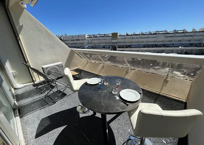 4 Personnes Cap D'agde Naturisme Cn060-e30